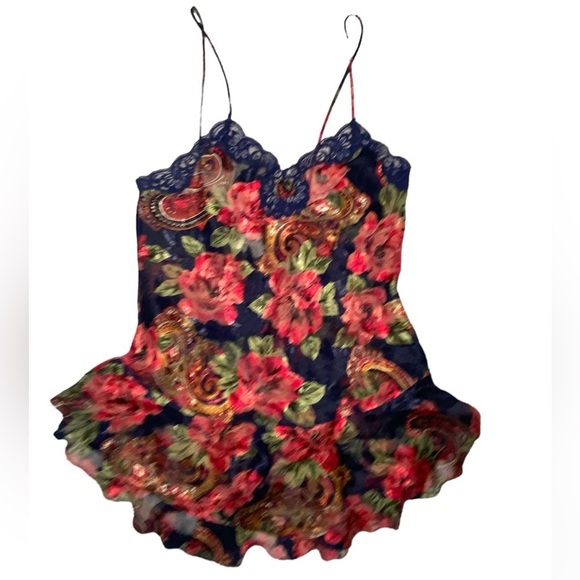 Victoria Secret Gold Label Vintage Floral Chemise Slip and Robe Set O/S-M - Picture 6 of 12